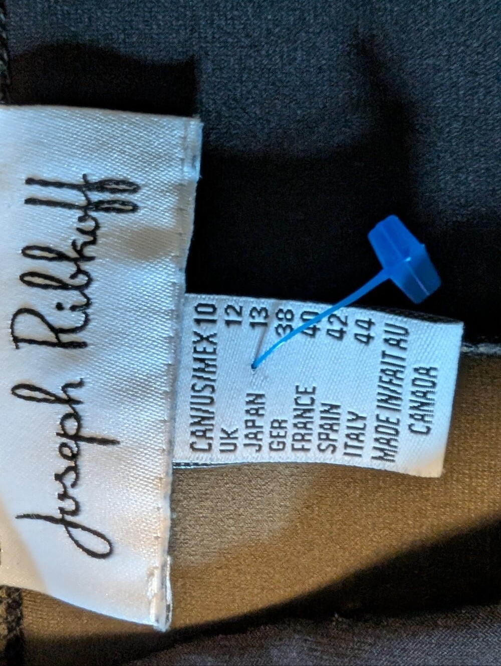 Joseph Ribcoff Tunic, 10 - Picture 4 of 6